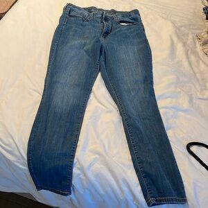 Universal threads skinny jeans